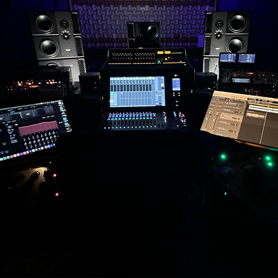 Babilonia Music Cartel de Santa